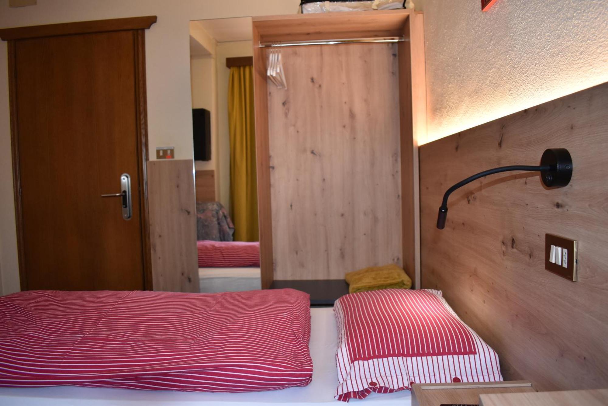 Albergo Pensione Sport 아라바 외부 사진